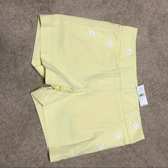 Ann Taylor Loft Riviera Shorts 4 Yellow Seersucker - Picture 2 of 4